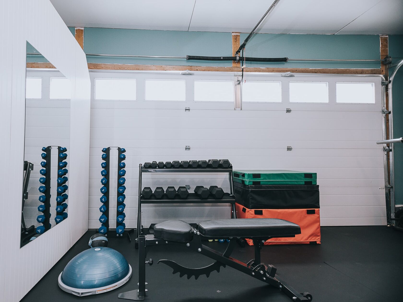 Buying Guide Best Flooring For Your Garage, Play Area, And Home Gym