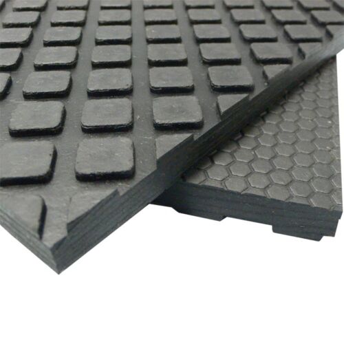 Black rubber equine and cow mat